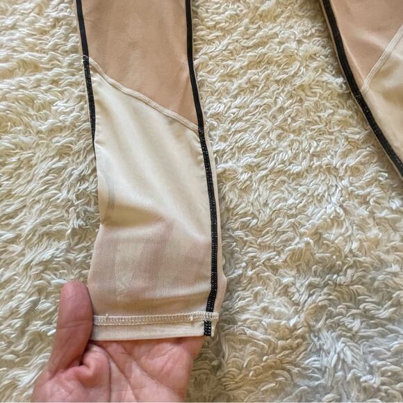 Fabletics Zone High-Waisted 7/8 Blk/Cafe Ole/Honey milk Size XXS - Picture 4 of 9